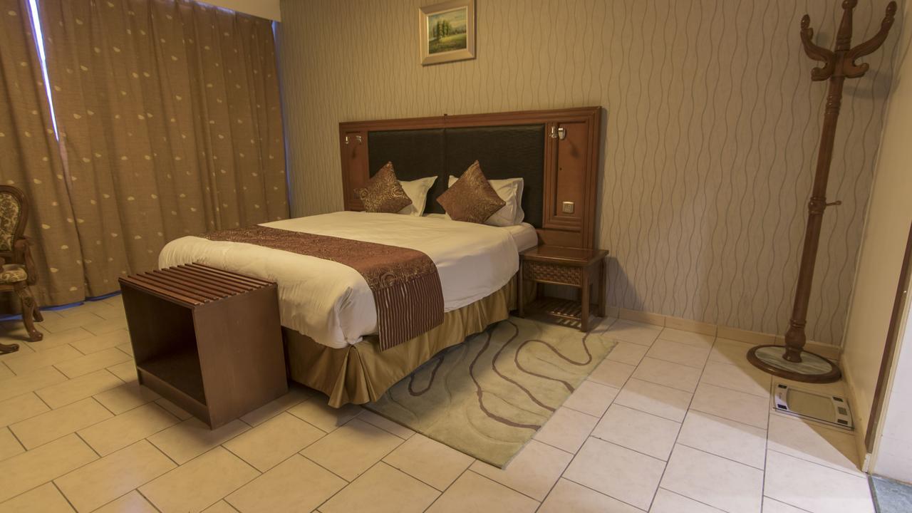 Sadeem Al Fajr Hotel Suites Ta'if Esterno foto